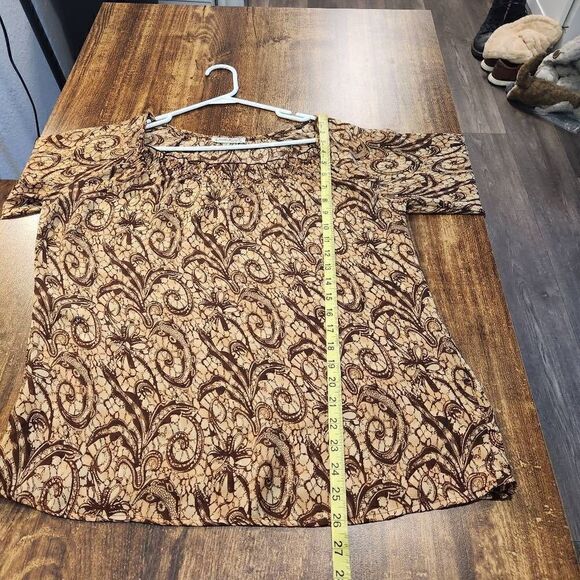 Claudia Richard Latte Swirl Peasant Top - Picture 6 of 7